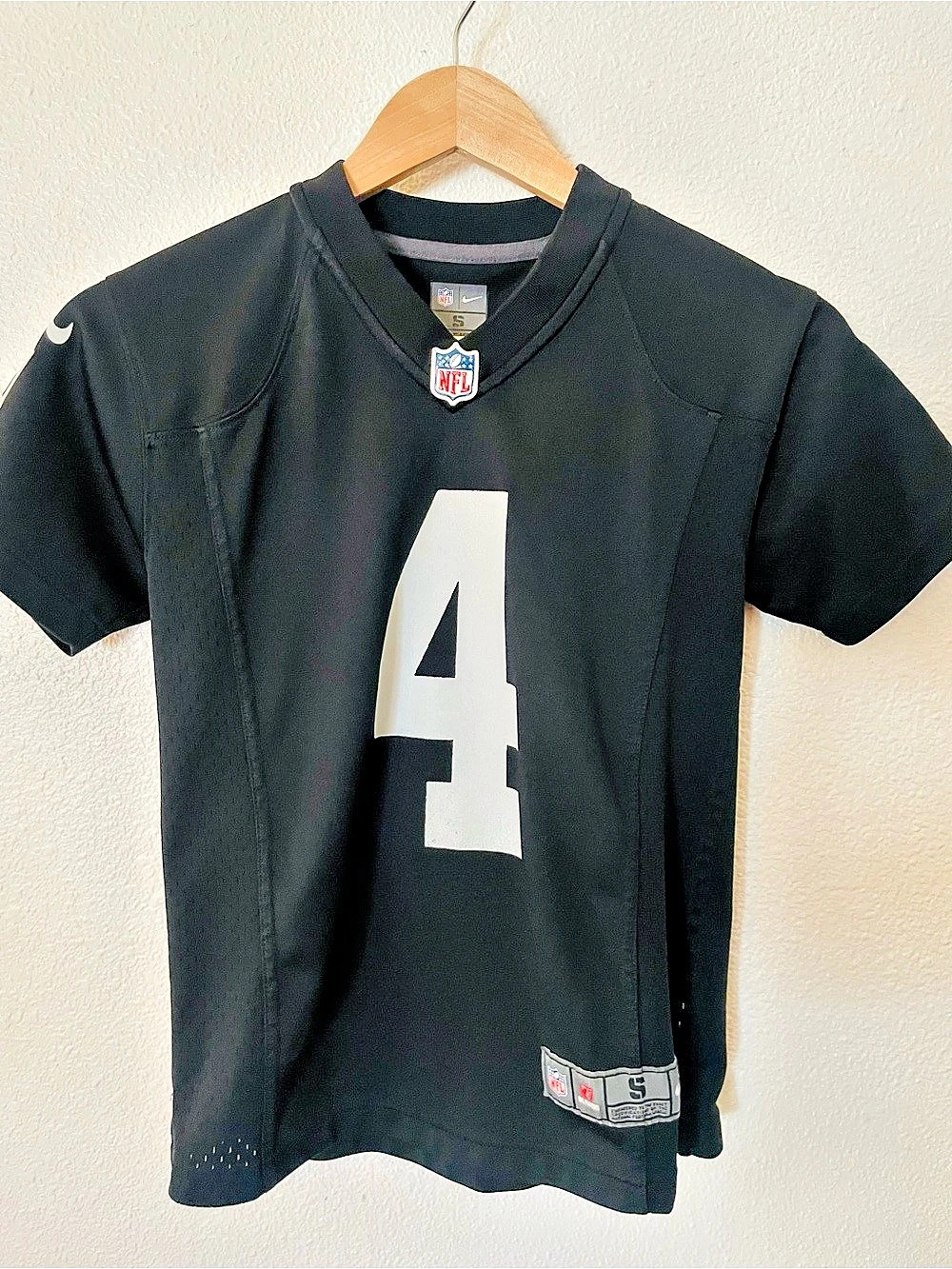 Nike On Field NFL Las Vegas Raiders Carr # 4 Jersey Youth Small